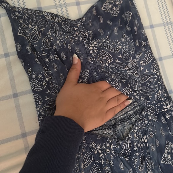 Blue Paisley Cut-Out Romper - Picture 4 of 11